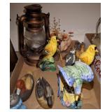 ASSORTED BIRD FIGUINES