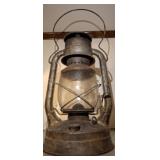 DIETZ ANTIQUE RAIL ROAD LANTERN