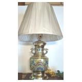 BRASS ORIENTAL DECORATIVE LAMP 26IN
