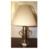 DOUBLE HANDLE BRASS LAMP