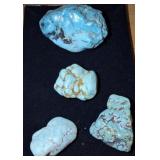 ASSORTED TURQUIOSE OR MALACHITE PIECES