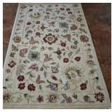 5X8 AREA RUG, HAND MADE IN INDIA