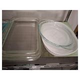 CASSEROLES AND CUTTING BOARD