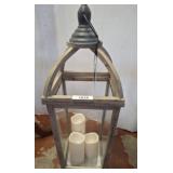 HANGING LANTERN W/ LED CANDLES