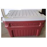 RUBBERMAID ACTION PACKER TOTE