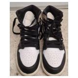 NIKE SNEAKERS SIZE 3Y
