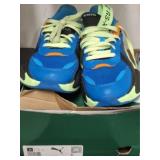 SIZE 6C PUMA RSK SNEAKERS