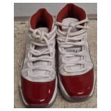 SIZE 5 AIR JORDAN SNEAKERS