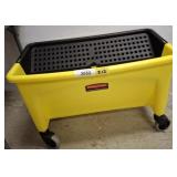 RUBBERMAID COMMERICAL MOP BUCKET