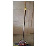 QUICKIE PUSH BROOM, BULLDOZER BROOM