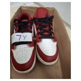 NIKE AIRS SIZE 7Y