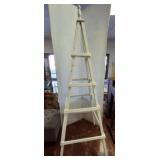 PYRAMID TRELLIS 31X31X90