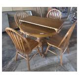 SOLID OAK TABLE AND 4 CHAIRS