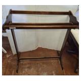 PINE QUILT RACK