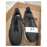 NIKES SIZE 8.5