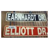 EARNHARDT AND ELLIOT SIGN 18IN EACH