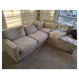 JONATHON LEWIS MODULAR SOFA 102X 90