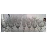 STEMMED GLASSWARE SET