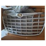 CHRYSLER 300 GRILL