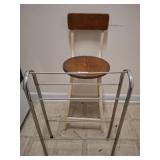 STOOL AND CHROME BLANKET RACK