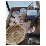 TRAY GROUP DECOR, SWEET GRASS BASKET & ROSES, CUP