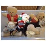 TOTE OF STUFFED ANIMALS