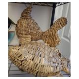 RUSH OR CORN HUSK FISH DECOR