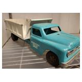 VINTAGE STRUCTO RIDE-ER DUMPER