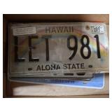ASSORTED VINTAGE LICENSE PLATES