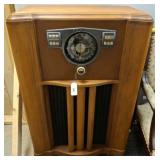 ZENIETH ROTOR WAVEMAGNET TUBE RADIO