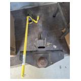 STUD MOUNT SPOOL HOLDER, WEIGHT DISTRIBUTION