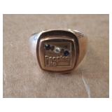 10 K MENS RING 13.2 G INCLUDES STONES