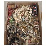ASSORTED COSTUME JEWELRY