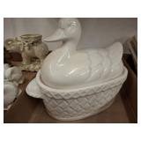 DUCK ON NEST Dï¿½COR