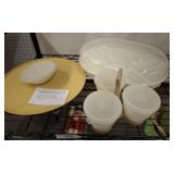 VINTAGE TUPPERWARE CONTAINERS