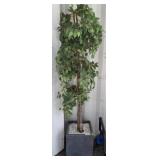 ARTIFICIAL FICUS TREE