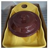 PAMPERED CHEF CASSEROLE AND BAKER