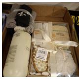 BATHROOM SUPPLIES, WASH CLOTHS