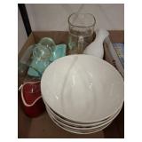 TRAY OF ASSORTED DISHES, VASE, CREAMER