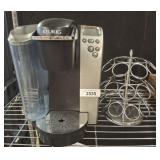 KEURIG COFFEE MAKER , COFFEE POD HOLDER