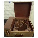VINTAGE STYLE PORTABLE RECORD PLAYER WEBCOR