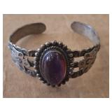 STERLING BRACELET WITH MOONSTONE