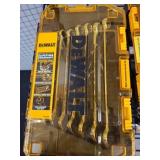 DEWALT METRIC COMBO WRENCH SET