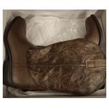 RAMPAGE SIZE 7 BOOTS