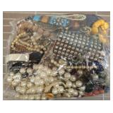 BAG OF COSTUME JEWELRY