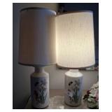 PAIR OF OREINTAL LAMPS 20IN