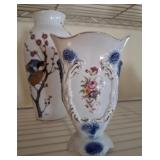 ORIENTAL VASE AND ROMAINIAN VASE