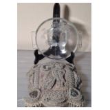 EMOSSED CLEAR PLATE WITH STAND AND BEADED