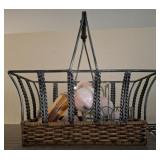 METAL AND WICKER BASKET WITH BATH BOMS