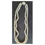 VICTORIAN PEARL TYPE NECKLACE AND VICTORIAN PIN